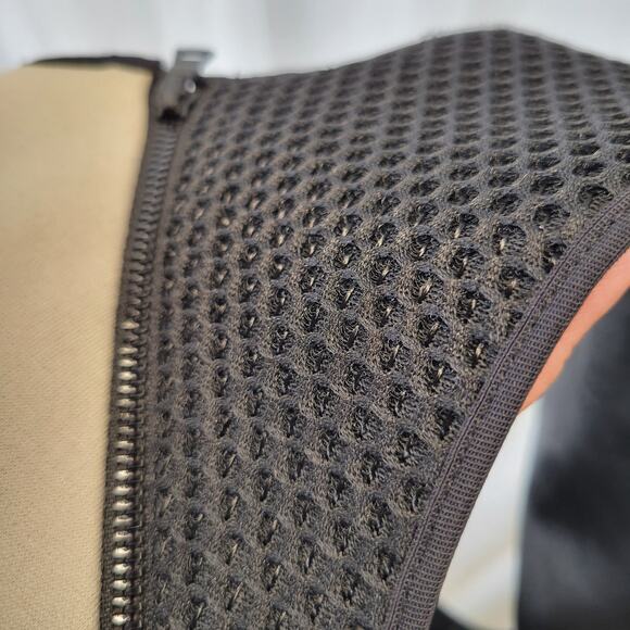 Tahari Black Tan Asymmetrical Sheath Office Dress with Zipper Accents, 8 - Picture 15 of 15